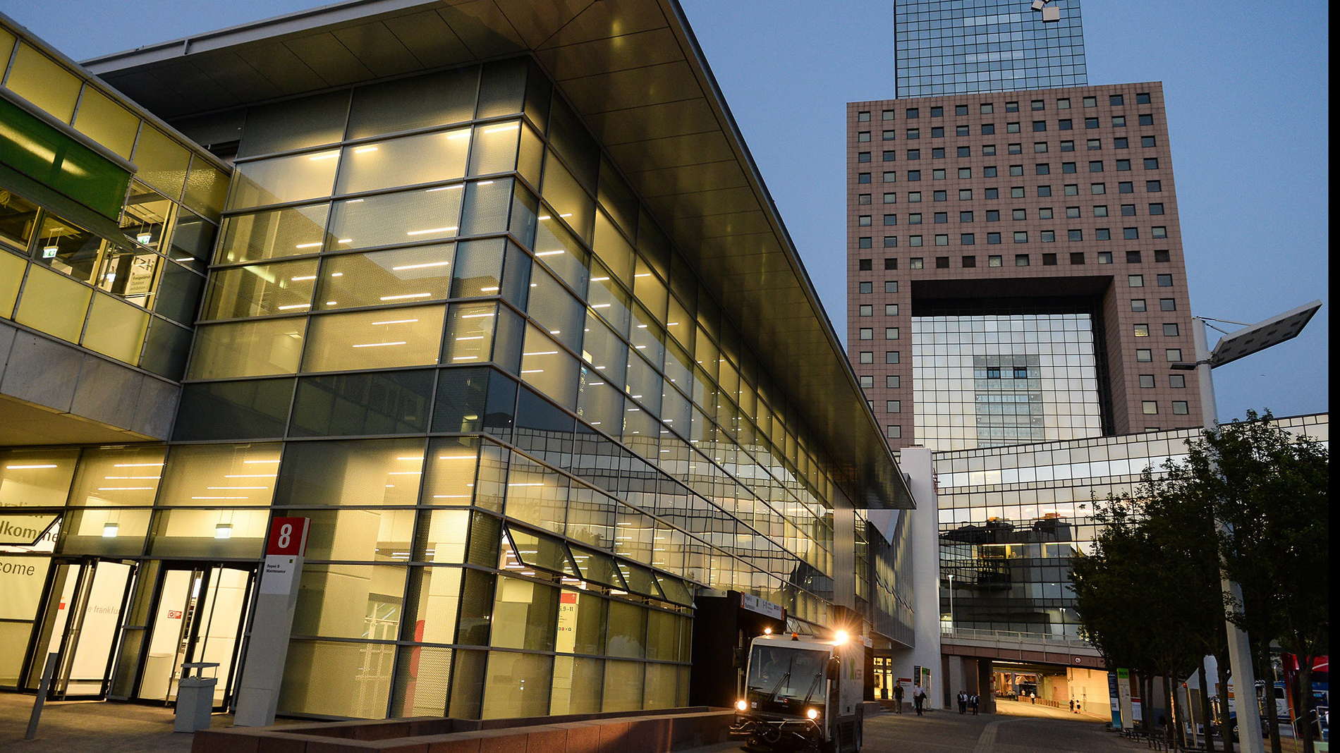 The new entrance to Hall 8 ‘Centro’ restaurant in Hall 9 (Source: Messe Frankfurt)